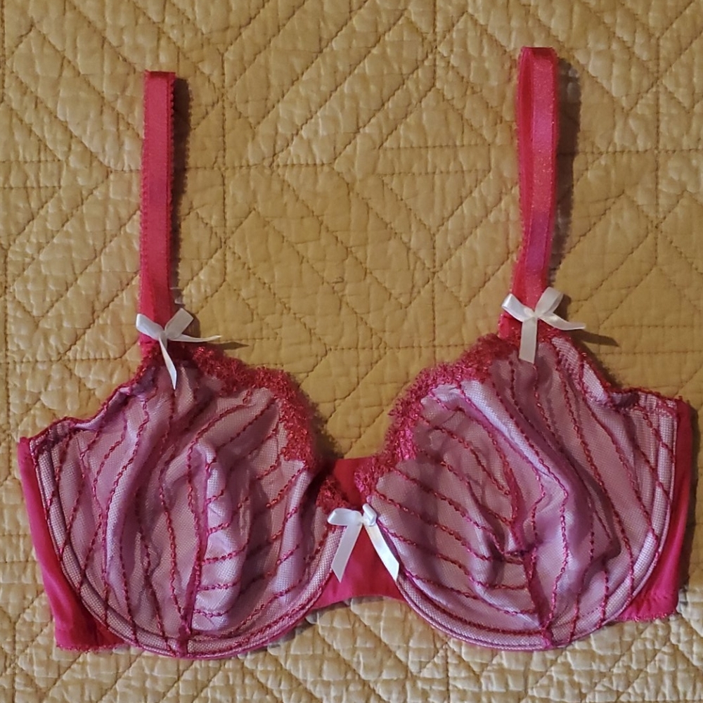 Affinities Intimates 32DD Lace Lined Unpadded Bra❣